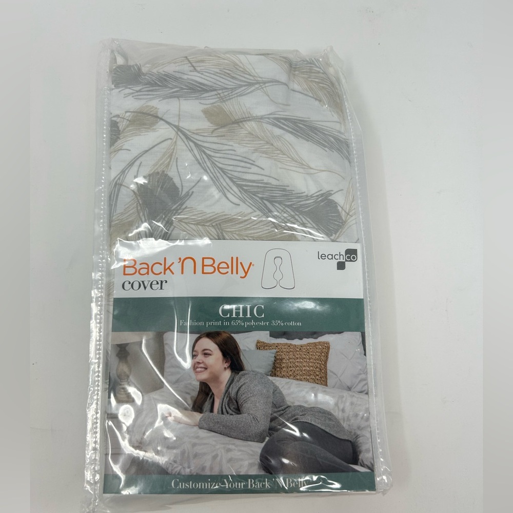 NWT LeachCo Back N Belly Pillow Cover